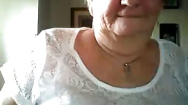 Σκηνή Medium Size Tits με καυλιάρη Moka Mora από την ελληνικο βιντεο πορνο Exxxtra Small